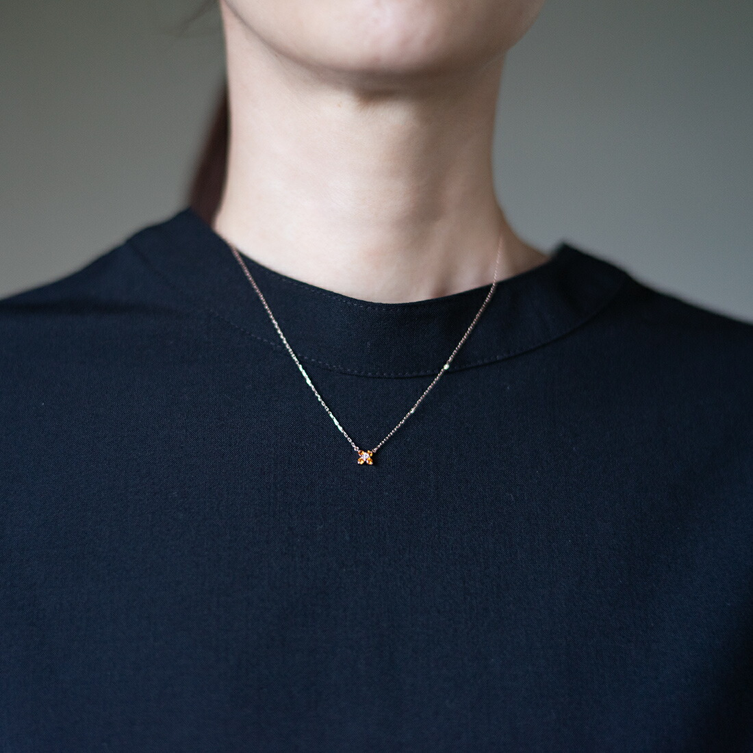 umu -アム- FINE JEWELRY STUIDIOマンダリンガーネット フラワーモチーフ ネックレス 「arte」pn0574_i2.jpg