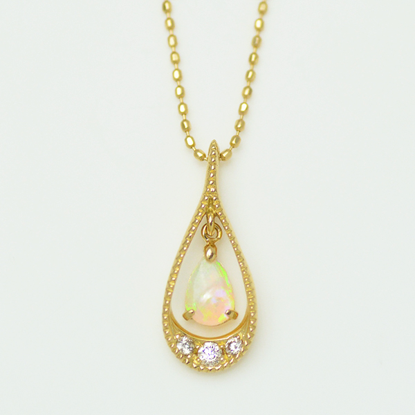umu -アム- FINE JEWELRY STUIDIOK18 オパール ダイヤモンド  ペンダントトップ 「versare」pn0629_m.jpg