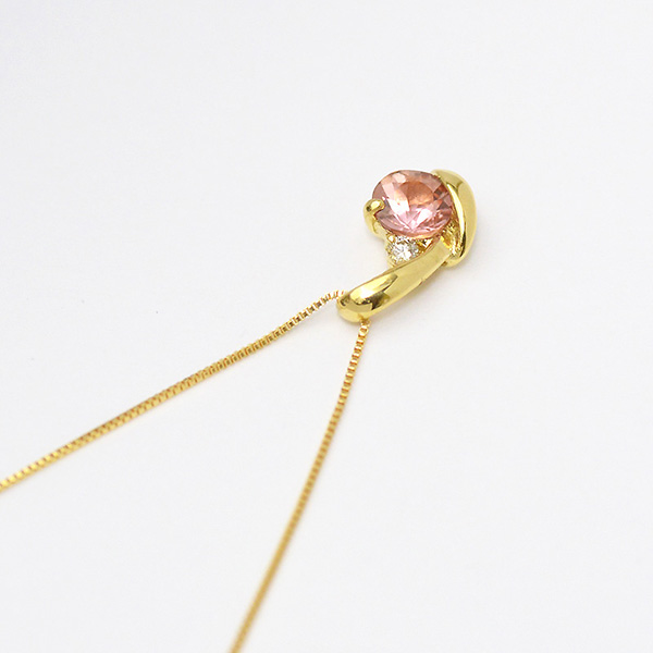 umu -アム- FINE JEWELRY STUIDIOK18 インペリアルトパーズ ペンダントトップ 「chiarita」pn0637_s.jpg