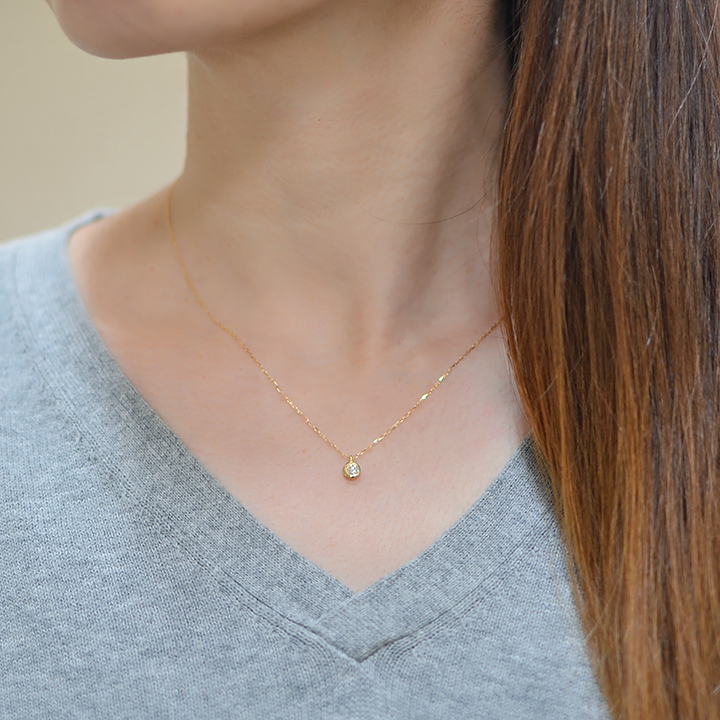 umu -アム- FINE JEWELRY STUIDIOダイヤモンド 0.1ct ペンダント 「Moon」pn0664_8.jpg