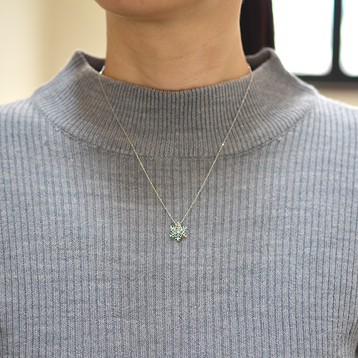 umu -アム- FINE JEWELRY STUIDIOK18 ブルーダイヤモンド スノー ペンダントトップpn0681_i2.jpg