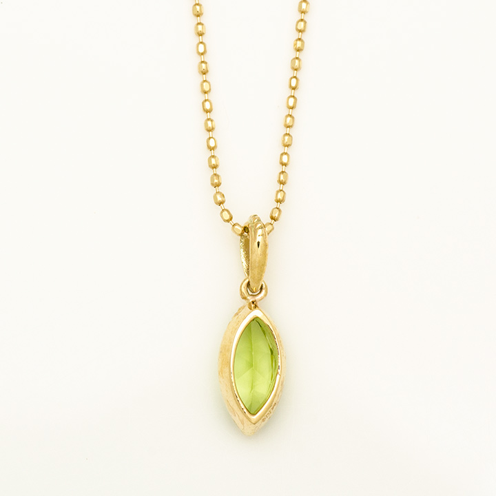 umu -アム- FINE JEWELRY STUIDIOK10 ペリドット ペンダントトップ 「beato」pn0699_u.jpg