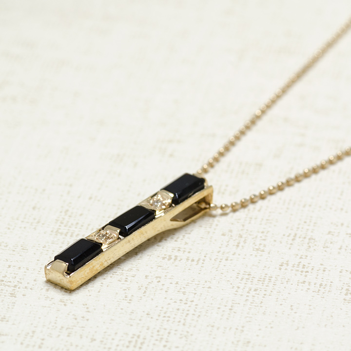 umu -アム- FINE JEWELRY STUIDIOK10 オニキス ダイヤモンド ペンダントトップ 「lucente」pn0701_kanban2.jpg