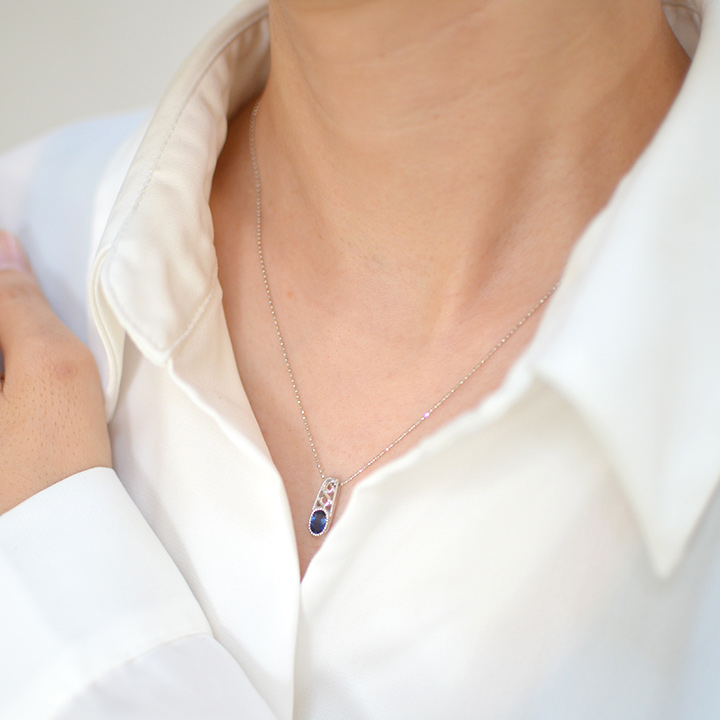 umu -アム- FINE JEWELRY STUIDIOブルーサファイア アイビー ペンダントトップ 「berso」pn0721_i3.jpg