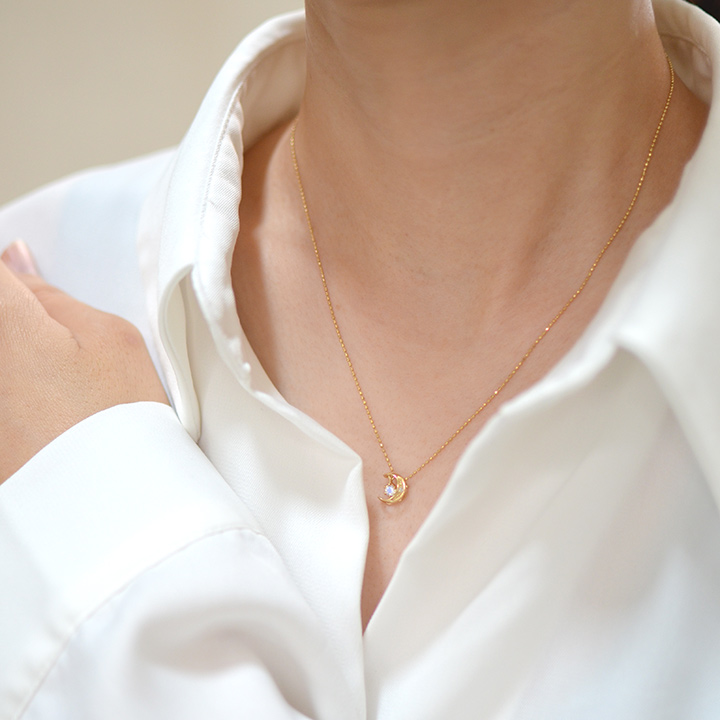 umu -アム- FINE JEWELRY STUIDIOブルームーンストーン ダイヤモンド ペンダントトップpn0722_i3.jpg