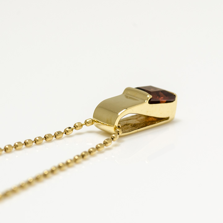 umu -アム- FINE JEWELRY STUIDIOK18 ガーネット ペンダントトップpn0723_s.jpg