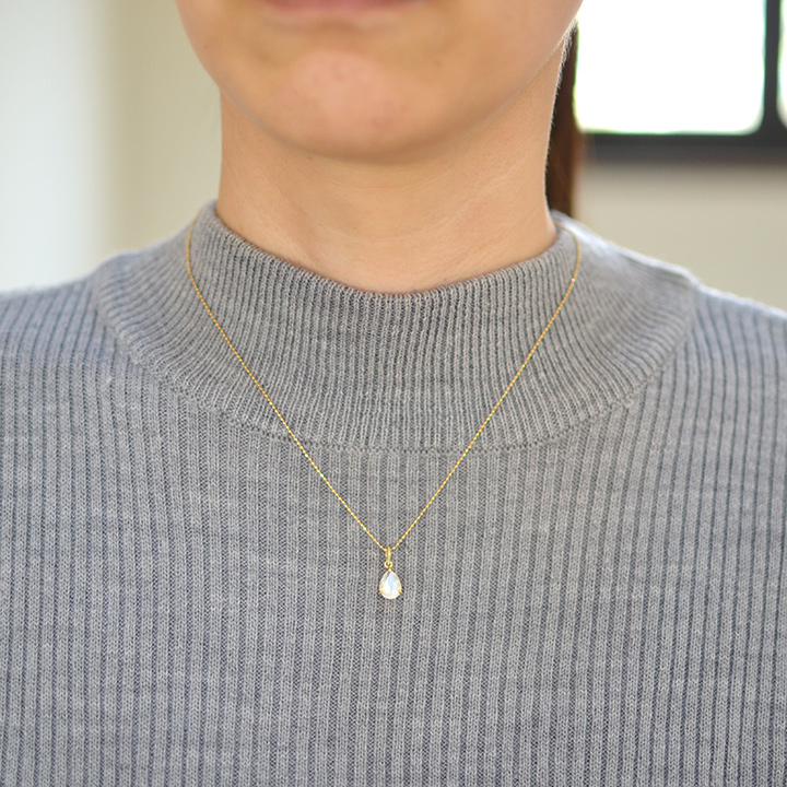 umu -アム- FINE JEWELRY STUIDIOムーンストーン ペンダントトップpn0734_i2.jpg