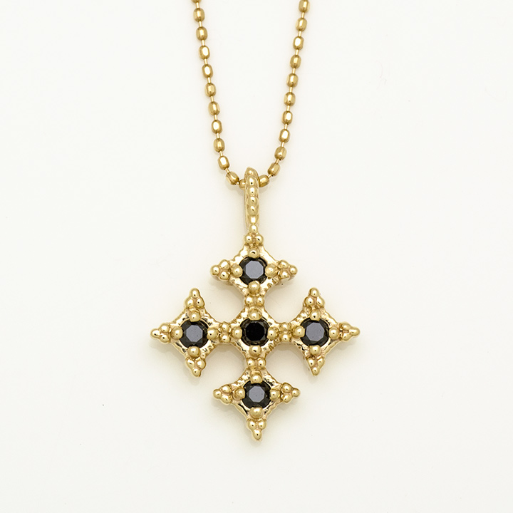 umu -アム- FINE JEWELRY STUIDIOK10 ブラックダイヤモンド クロス ペンダントトップ 「alone」pn0735_m.jpg