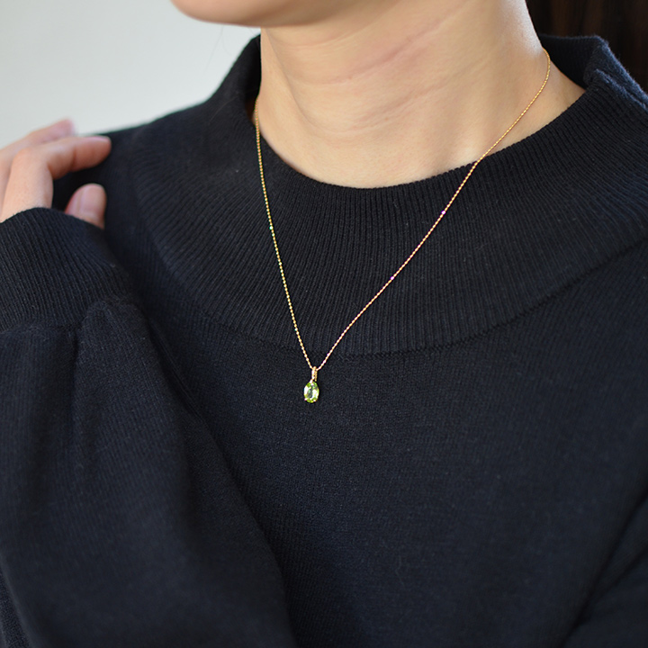 umu -アム- FINE JEWELRY STUIDIOK18 ペリドット ペンダントトップ 「naturale」pn0736_i3.jpg