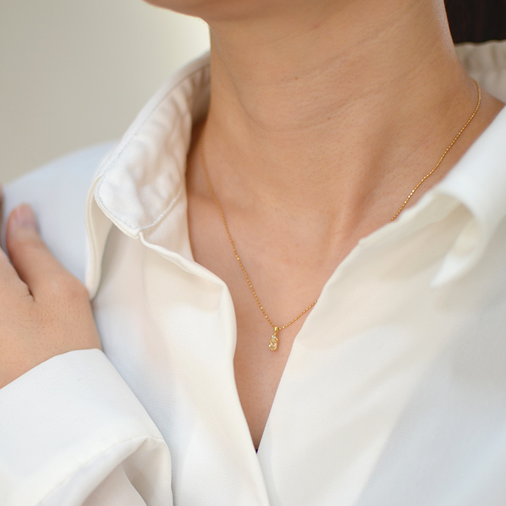 umu -アム- FINE JEWELRY STUIDIOK18 グロッシュラーライトガーネット ペントップ 「calzare」pn0751_i3.jpg