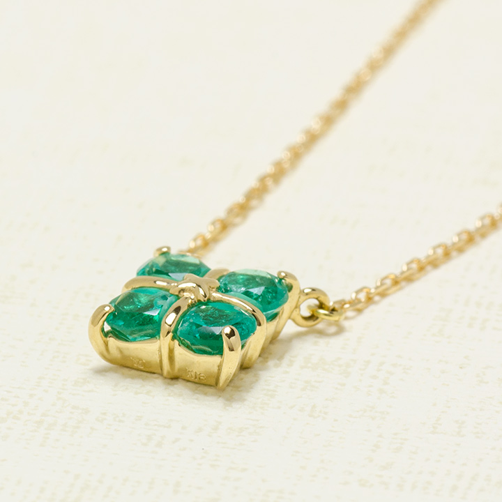 umu -アム- FINE JEWELRY STUIDIOエメラルド ネックレスpn0756_kanban2.jpg