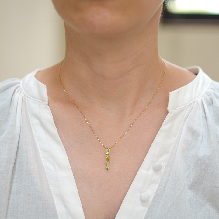 umu -アム- FINE JEWELRY STUIDIOK10 ペリドット ダイヤモンド ペントップ 「lucente」pn0761_i2.jpg
