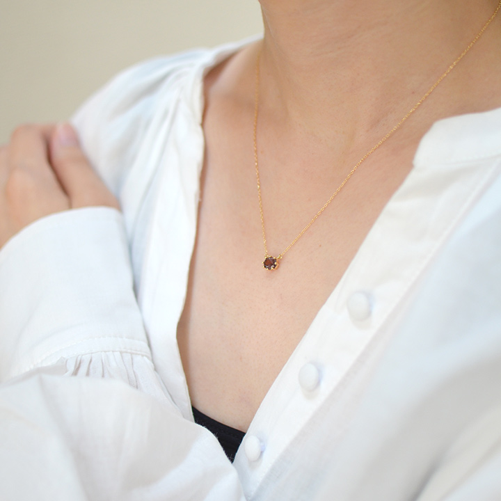 umu -アム- FINE JEWELRY STUIDIOカラーチェンジガーネット ネックレス 「santo」pn0764_i3.jpg