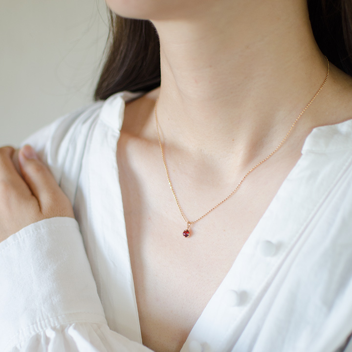 umu -アム- FINE JEWELRY STUIDIOK18 カボション ガーネット ペンダントトップ 「amaretto」pn0772_i3.jpg