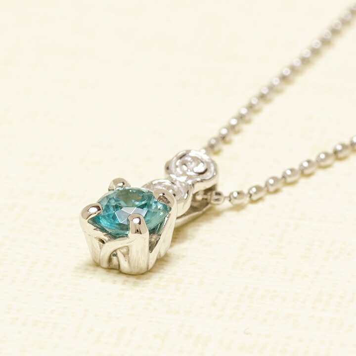umu -アム- FINE JEWELRY STUIDIOブルージルコン バラモチーフ ペンダントトップ 「rosa」pn0808_kanban2.jpg