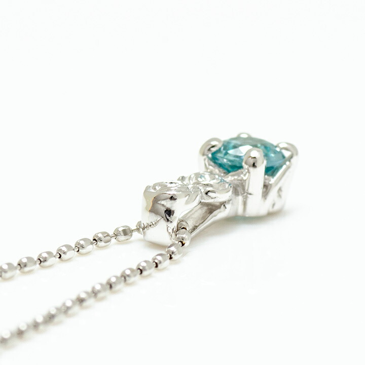 umu -アム- FINE JEWELRY STUIDIOブルージルコン バラモチーフ ペンダントトップ 「rosa」pn0808_s.jpg