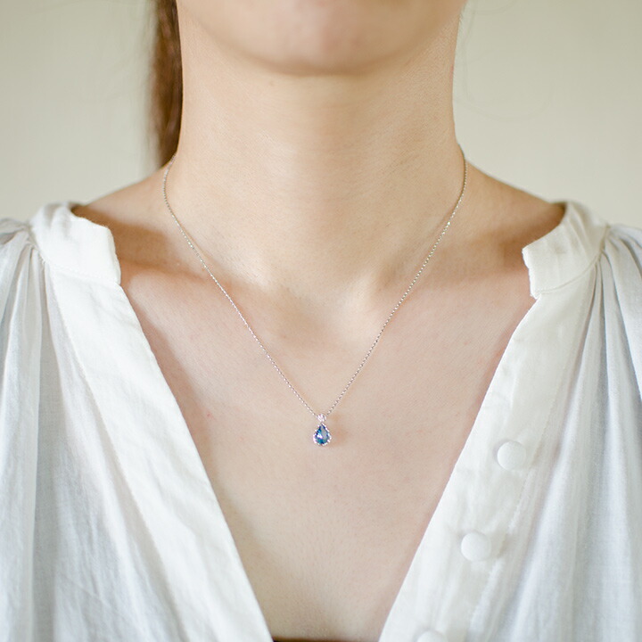 umu -アム- FINE JEWELRY STUIDIOブルートパーズ ダイヤ ペンダントトップ 「goccia」pn0825_i2.jpg