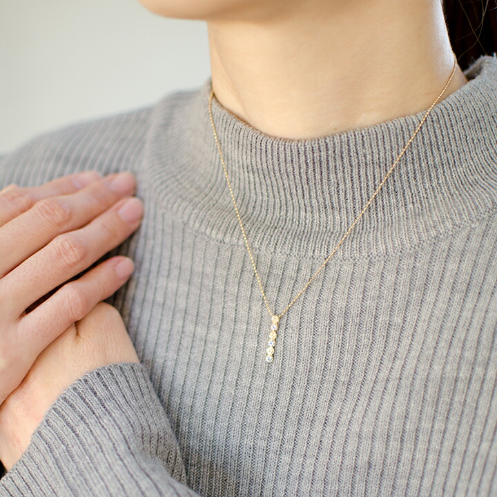 umu -アム- FINE JEWELRY STUIDIOタンザナイト バラモチーフ ペンダントトップ 「rosa」pn0846_i3.jpg