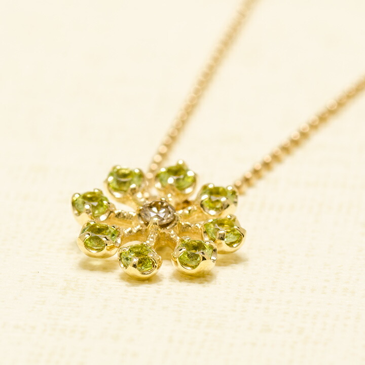 umu -アム- FINE JEWELRY STUIDIOペリドット ダイヤモンド フラワー ペンダントトップ 「luce」pn0868_kanban2.jpg