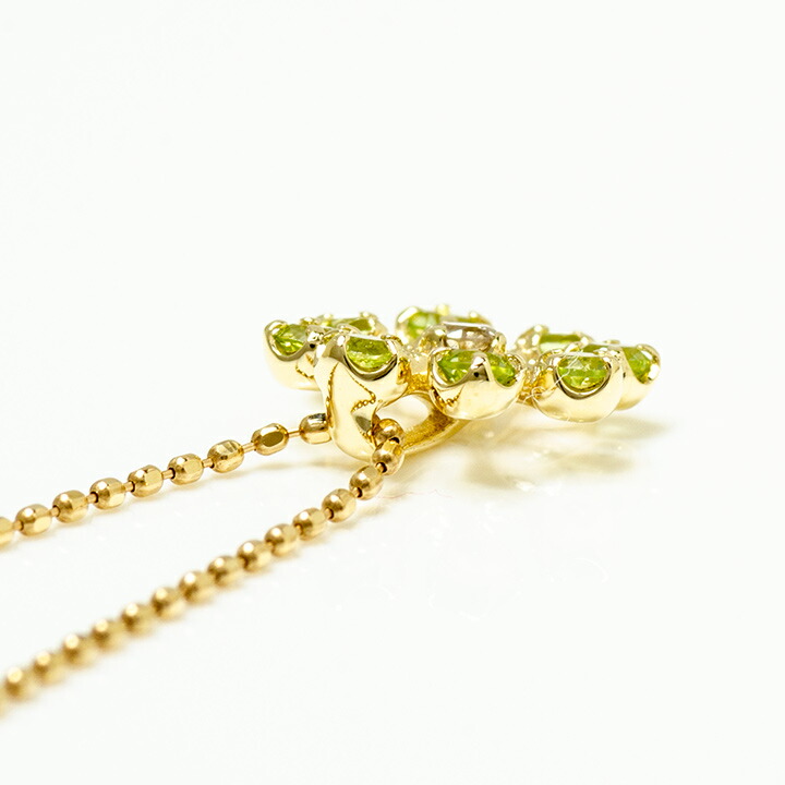 umu -アム- FINE JEWELRY STUIDIOペリドット ダイヤモンド フラワー ペンダントトップ 「luce」pn0868_s.jpg