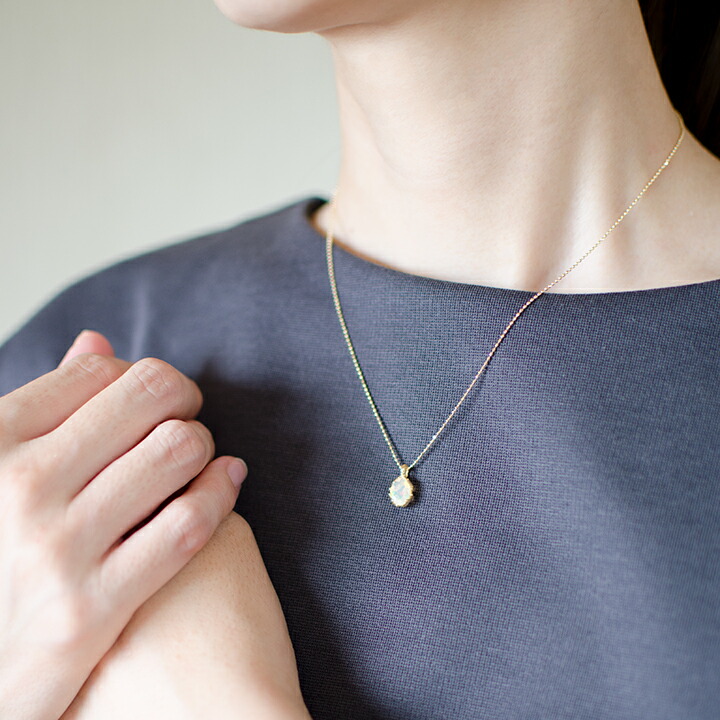 umu -アム- FINE JEWELRY STUIDIOライトオパール ペンダントトップ 「fresco」pn0876_i3.jpg