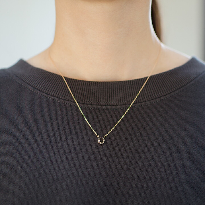 umu -アム- FINE JEWELRY STUIDIOブラックダイヤモンド ホースシュー ネックレス 「fortuna」pn0889_i2.jpg
