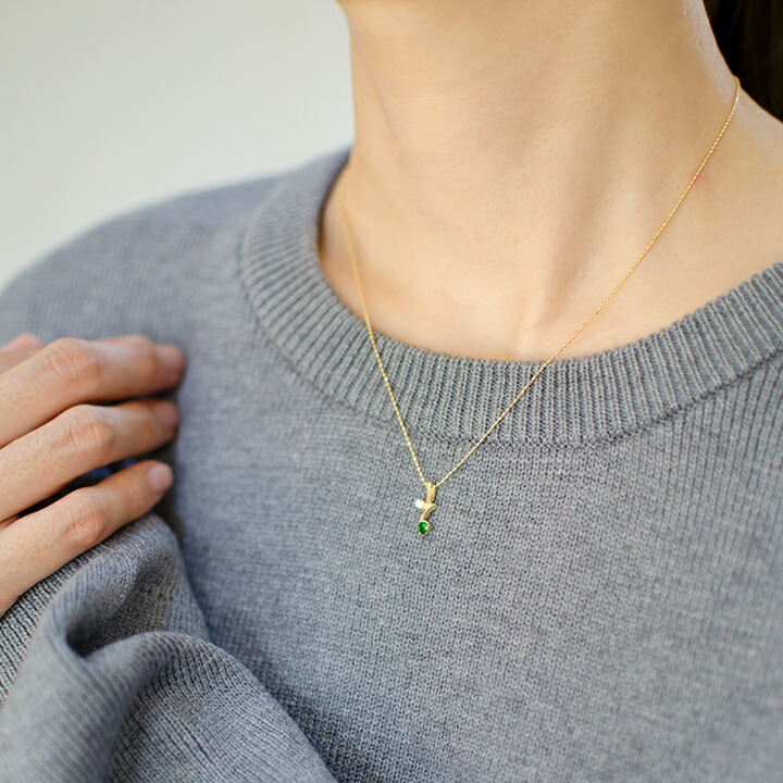umu -アム- FINE JEWELRY STUIDIOグリーンガーネット ペリドット ペンダントトップpn0893_i3.jpg