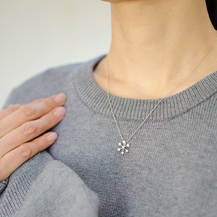 umu -アム- FINE JEWELRY STUIDIOダイヤモンド ペンダントトップ 「neve」pn0911_i3.jpg