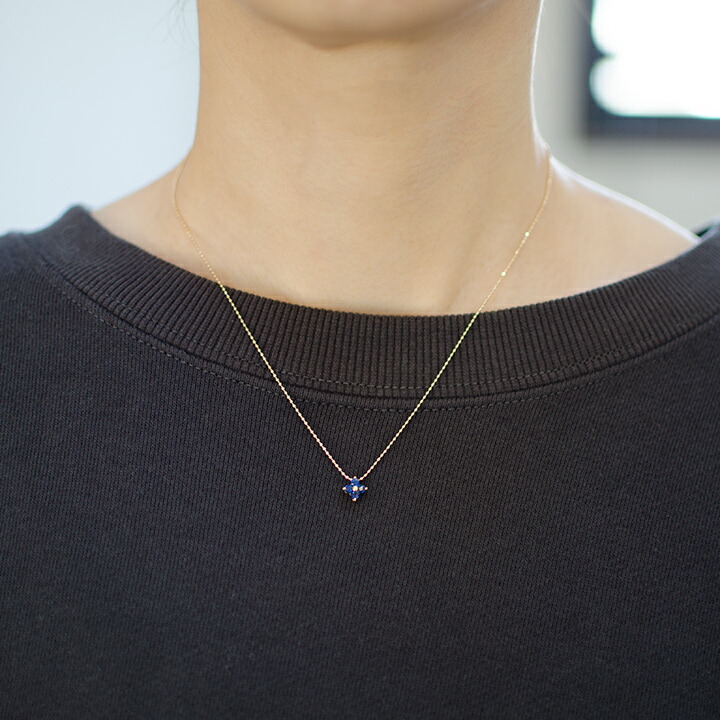 umu -アム- FINE JEWELRY STUIDIOブルーサファイア フラワーモチーフ ペンダントpn0917_i2.jpg