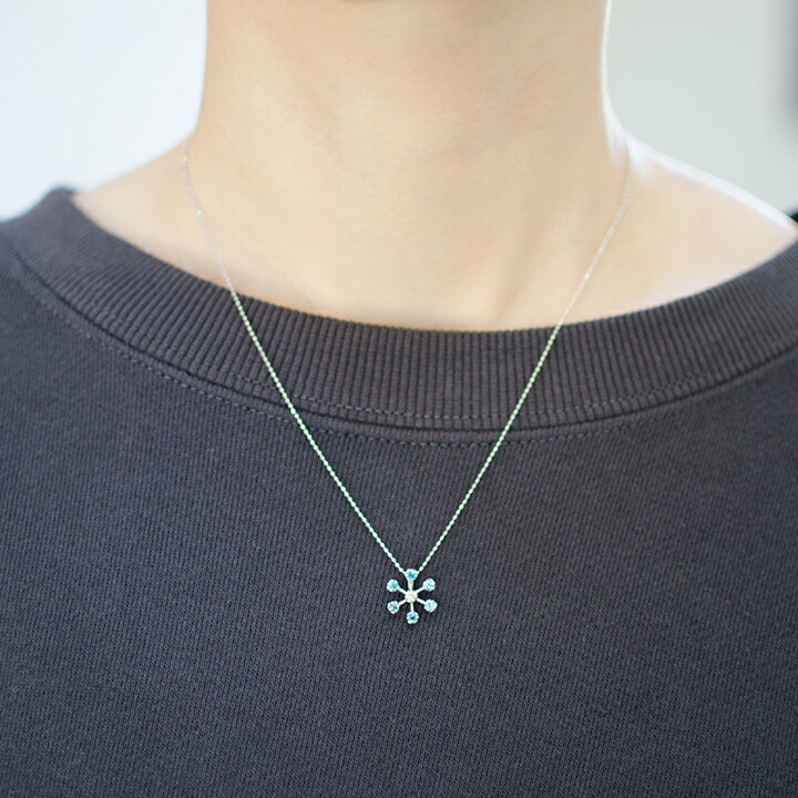 umu -アム- FINE JEWELRY STUIDIOロンドンブルートパーズ ダイヤ ペンダントトップ 「neve」pn0921_i2.jpg