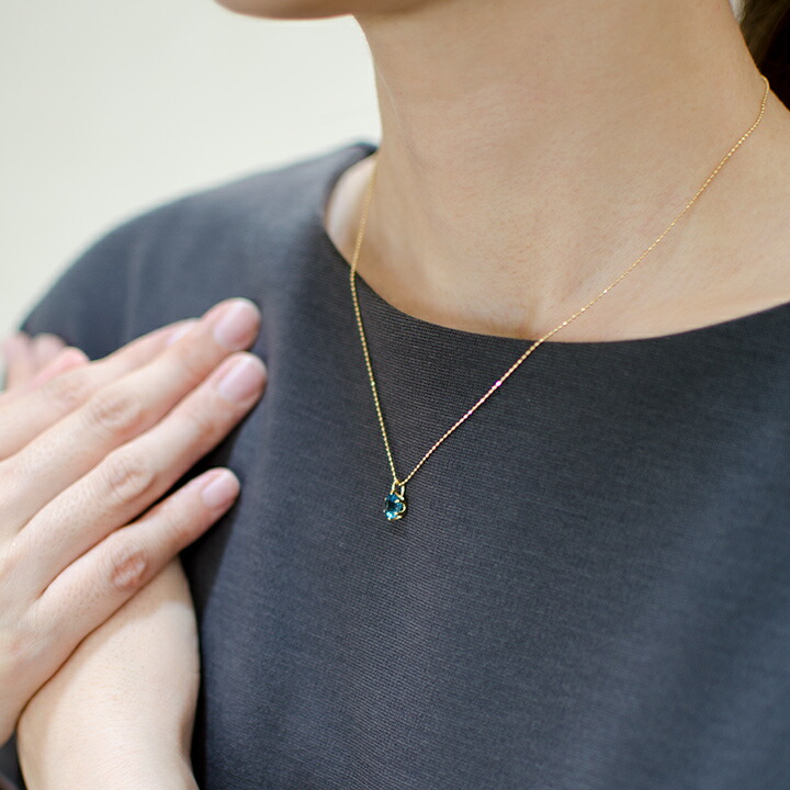 umu -アム- FINE JEWELRY STUIDIOロンドンブルートパーズ ペンダントトップ 「sempre」pn0936_i3.jpg