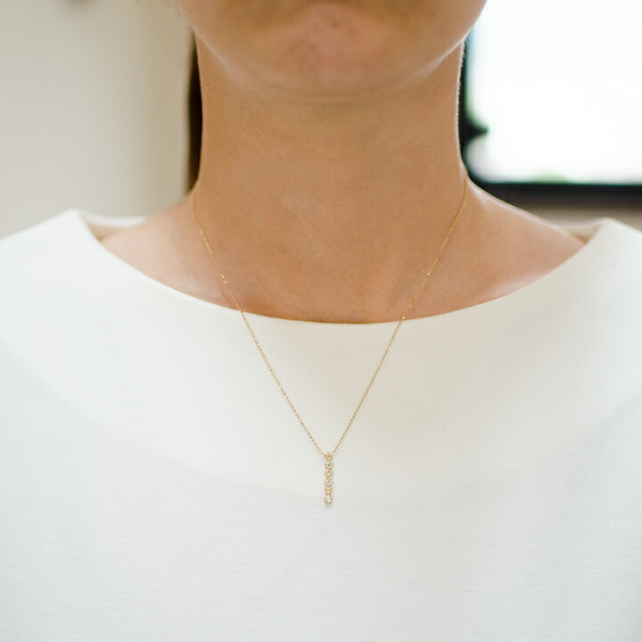 umu -アム- FINE JEWELRY STUIDIOアクアマリン バラモチーフ ペンダントトップ 「rosa」pn0938_i2.jpg