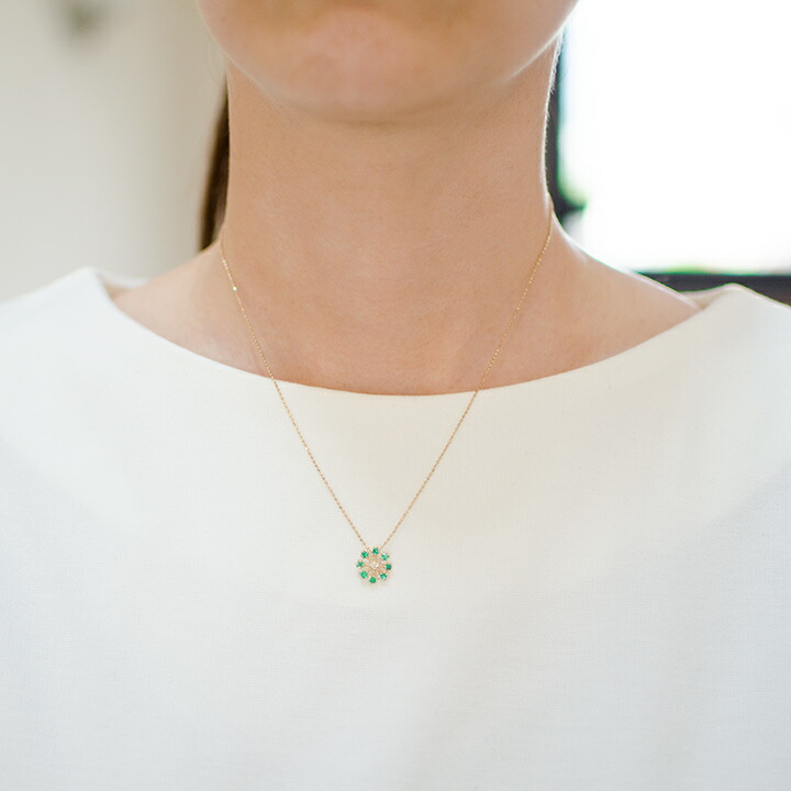 umu -アム- FINE JEWELRY STUIDIOエメラルド ダイヤモンド ペンダントトップ 「luce」pn0942_i2.jpg