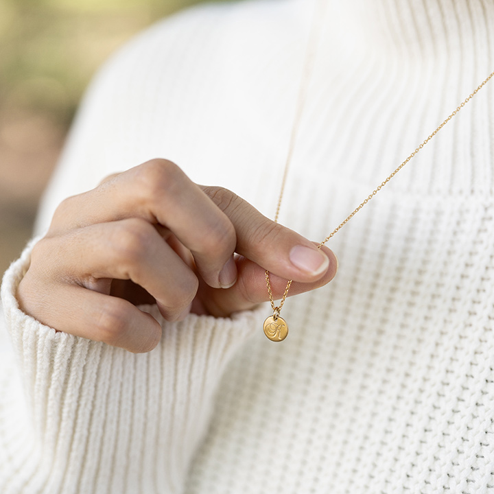 umu -アム- FINE JEWELRY STUIDIOK18 イニシャル ペンダントトップpn0960_10.jpg