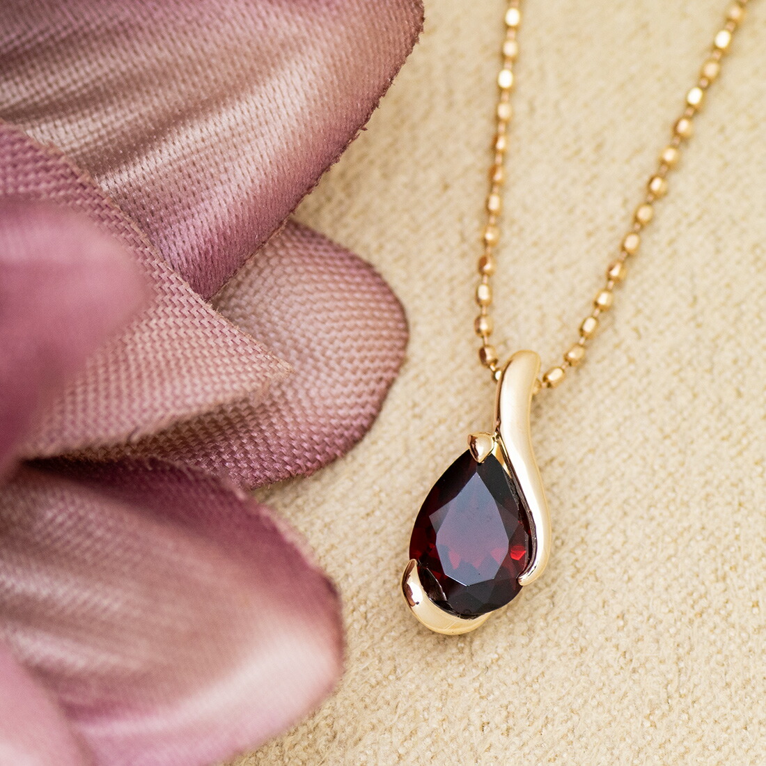 umu -アム- FINE JEWELRY STUIDIOガーネット ペンダントトップpn0969_1.jpg