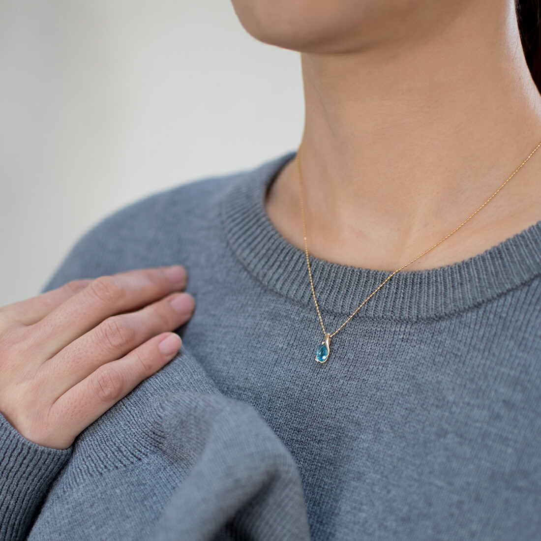 umu -アム- FINE JEWELRY STUIDIOブルートパーズ ペンダントトップpn0970_i3.jpg