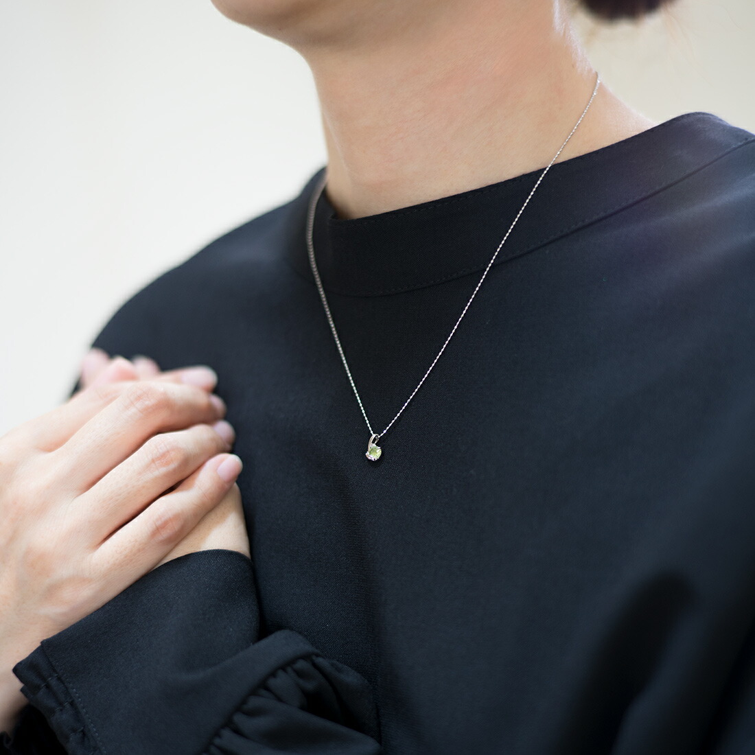 umu -アム- FINE JEWELRY STUIDIOグリーントルマリン ダイヤモンド ペンダントトップ 「chiarita」pn0977_i3.jpg