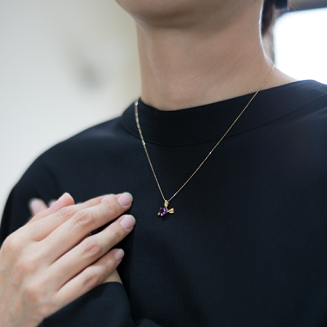 umu -アム- FINE JEWELRY STUIDIOアメシスト ハートアローモチーフ ペンダントトップpn0979_i3.jpg