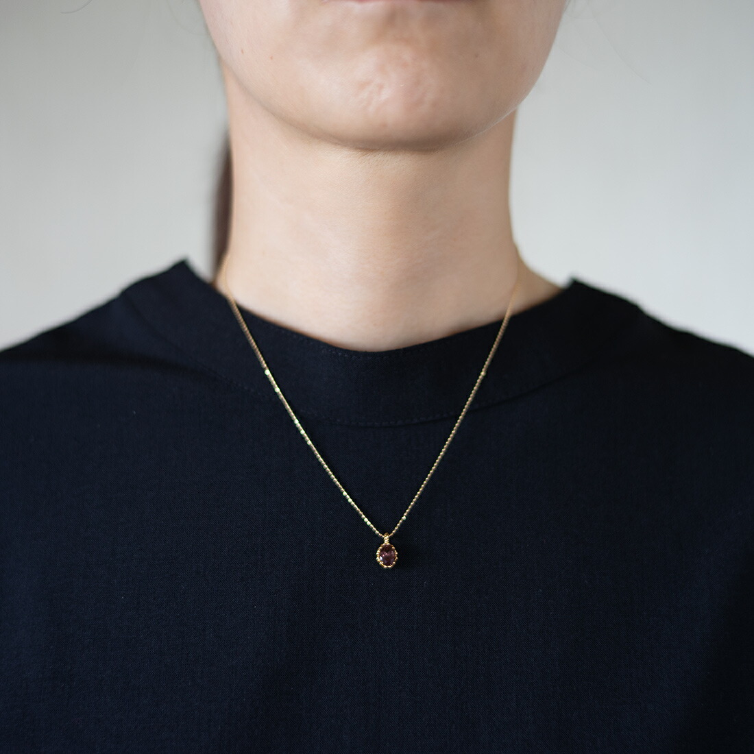 umu -アム- FINE JEWELRY STUIDIOカラーチェンジガーネット ペンダントトップ 「fresco」pn0986_i2.jpg