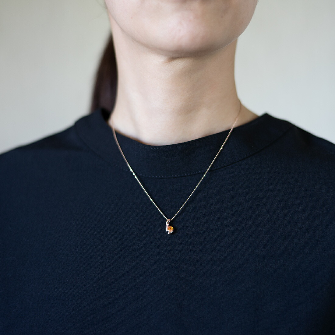 umu -アム- FINE JEWELRY STUIDIOオレンジサファイア ダイヤモンド ペンダントトップpn0989_i2.jpg