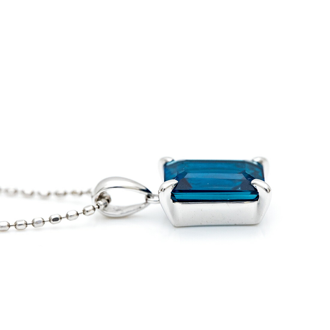 umu -アム- FINE JEWELRY STUIDIOロンドンブルートパーズ ペンダントトップpn0995_s.jpg