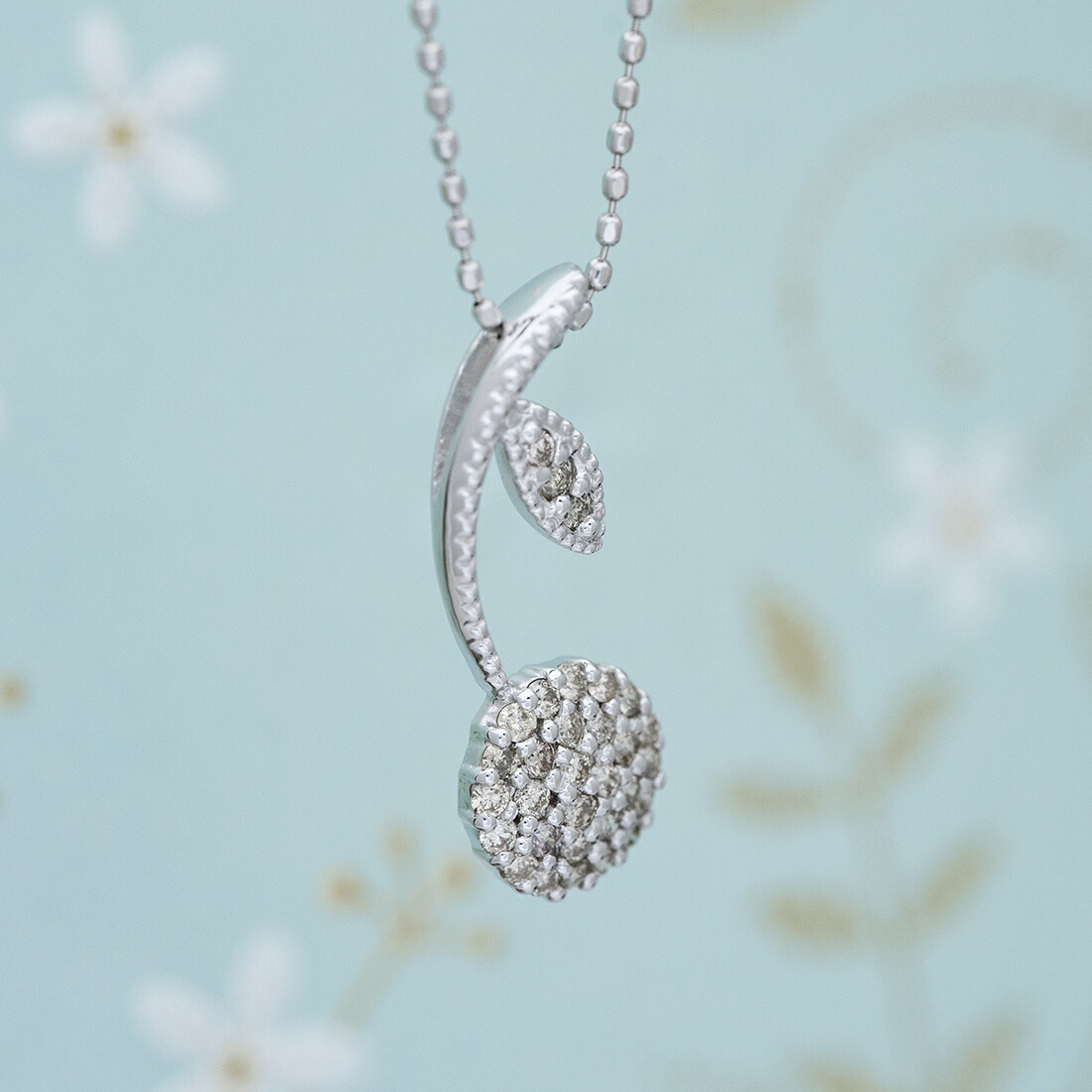 umu -アム- FINE JEWELRY STUIDIOダイヤモンド フラワーモチーフ ペンダントトップpn0996_kanban2.jpg