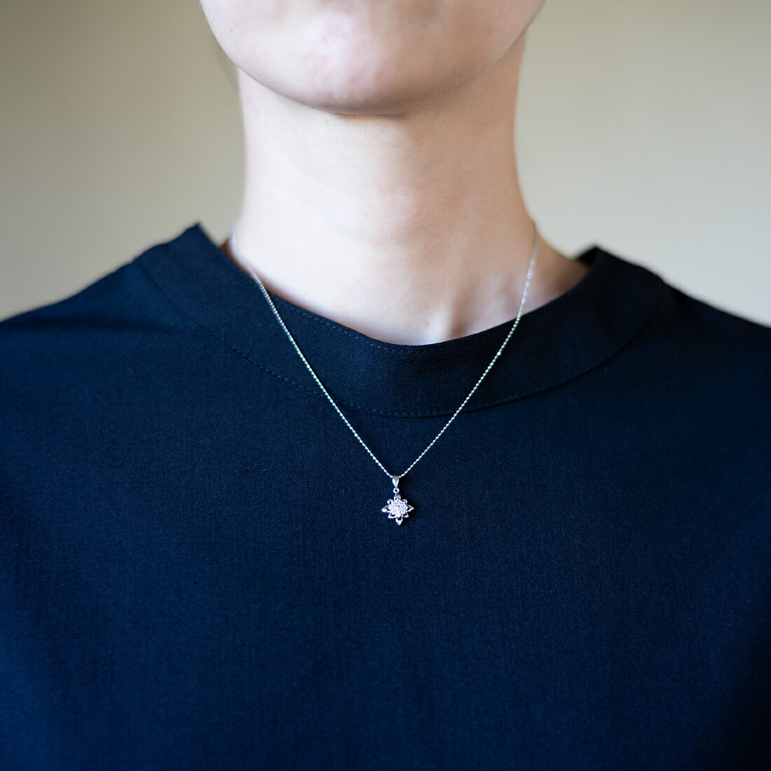 umu -アム- FINE JEWELRY STUIDIOダイヤモンド ペンダントトップpn1001_i2.jpg