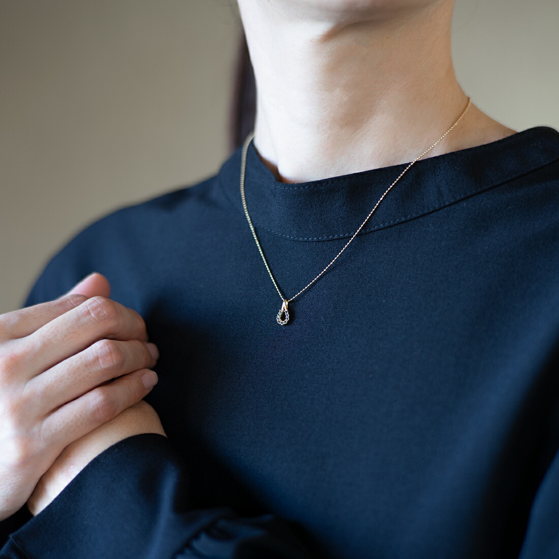 umu -アム- FINE JEWELRY STUIDIOカラーチェンジガーネット ペンダントトップ 「fortuna」pn1002_i3.jpg