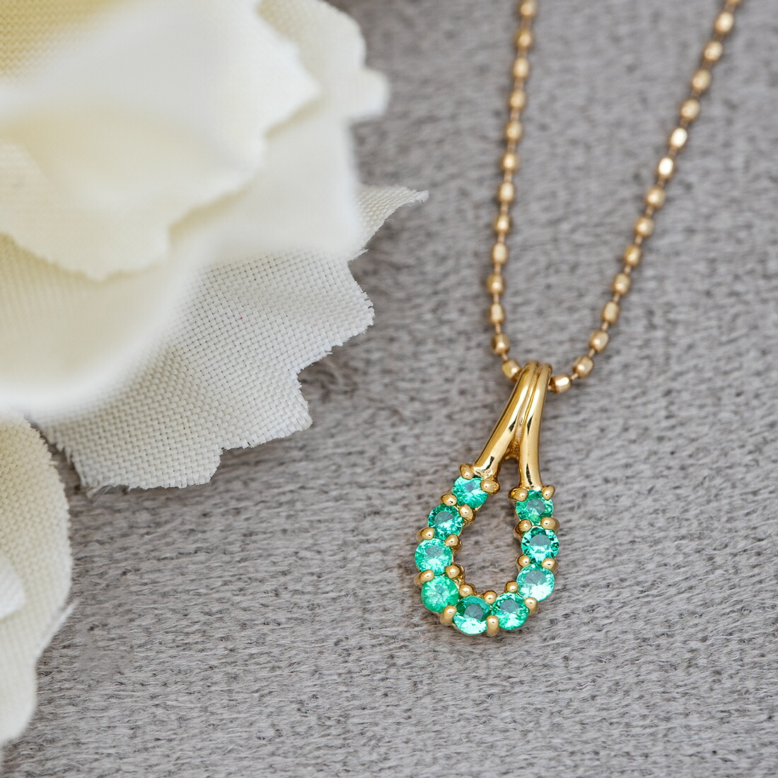 umu -アム- FINE JEWELRY STUIDIOエメラルド ペンダントトップ 「fortuna」pn1003_1.jpg