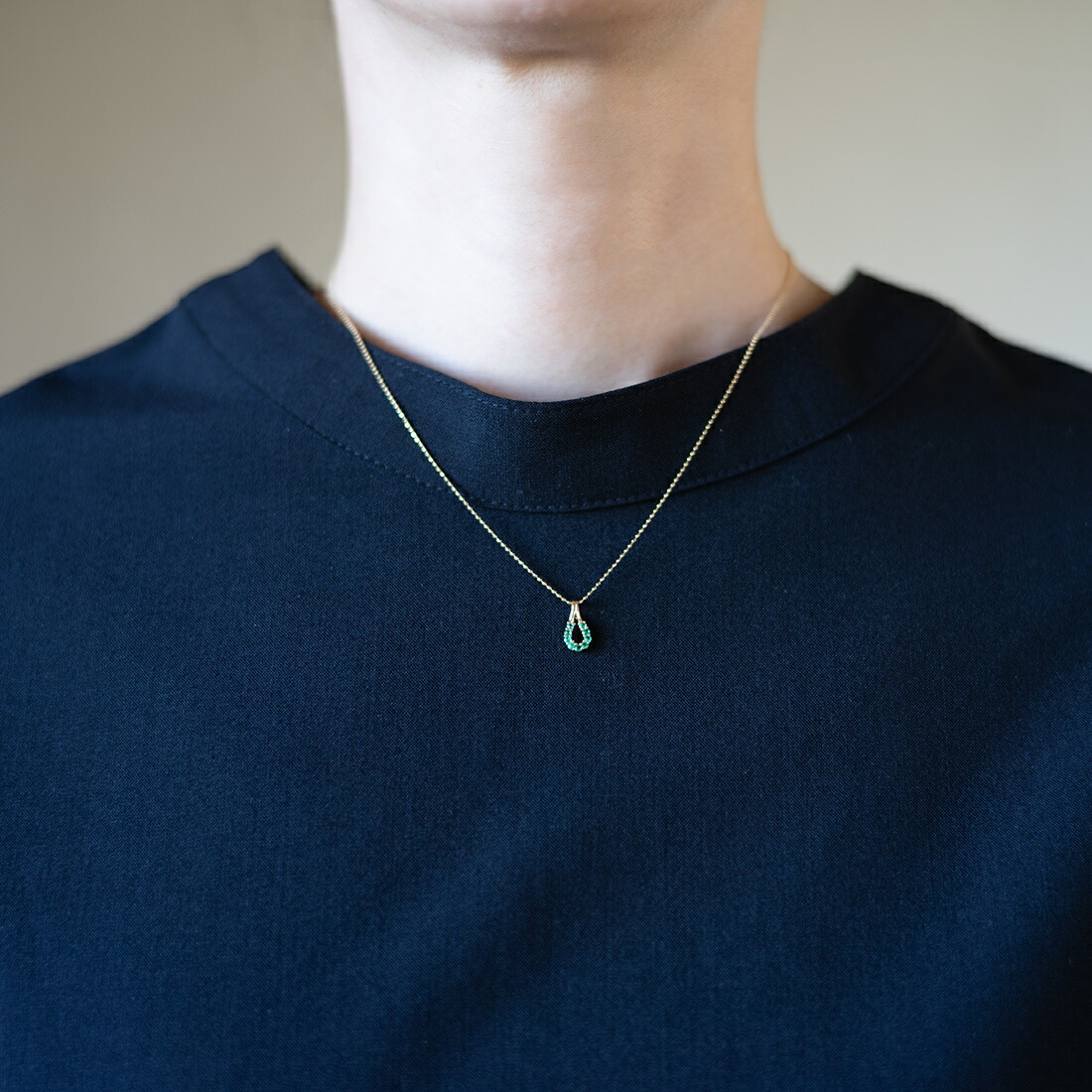 umu -アム- FINE JEWELRY STUIDIOエメラルド ペンダントトップ 「fortuna」pn1003_i2.jpg