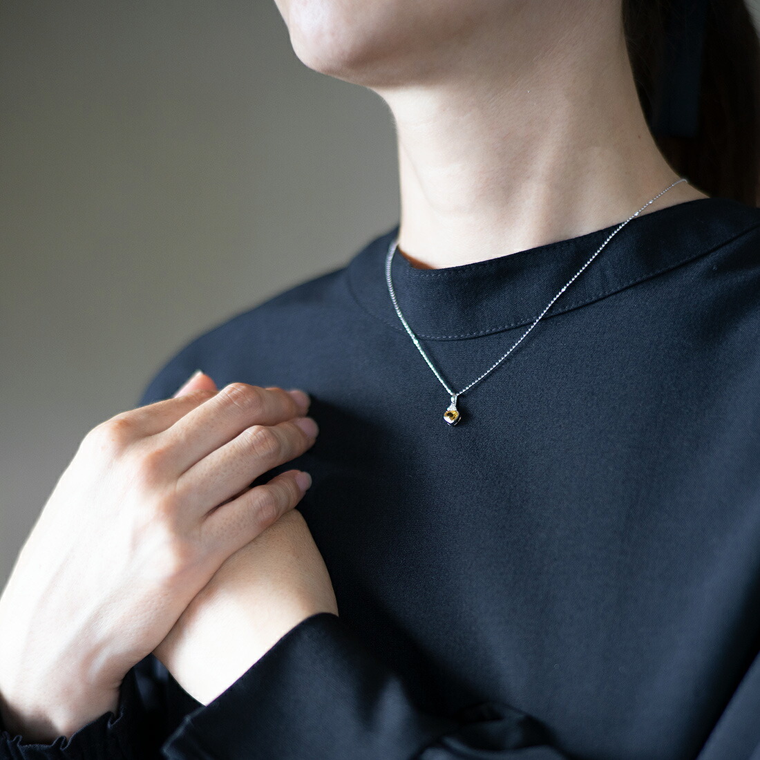 umu -アム- FINE JEWELRY STUIDIOシトリン ダイヤモンド ハート ペンダントトップpn1010_i3.jpg