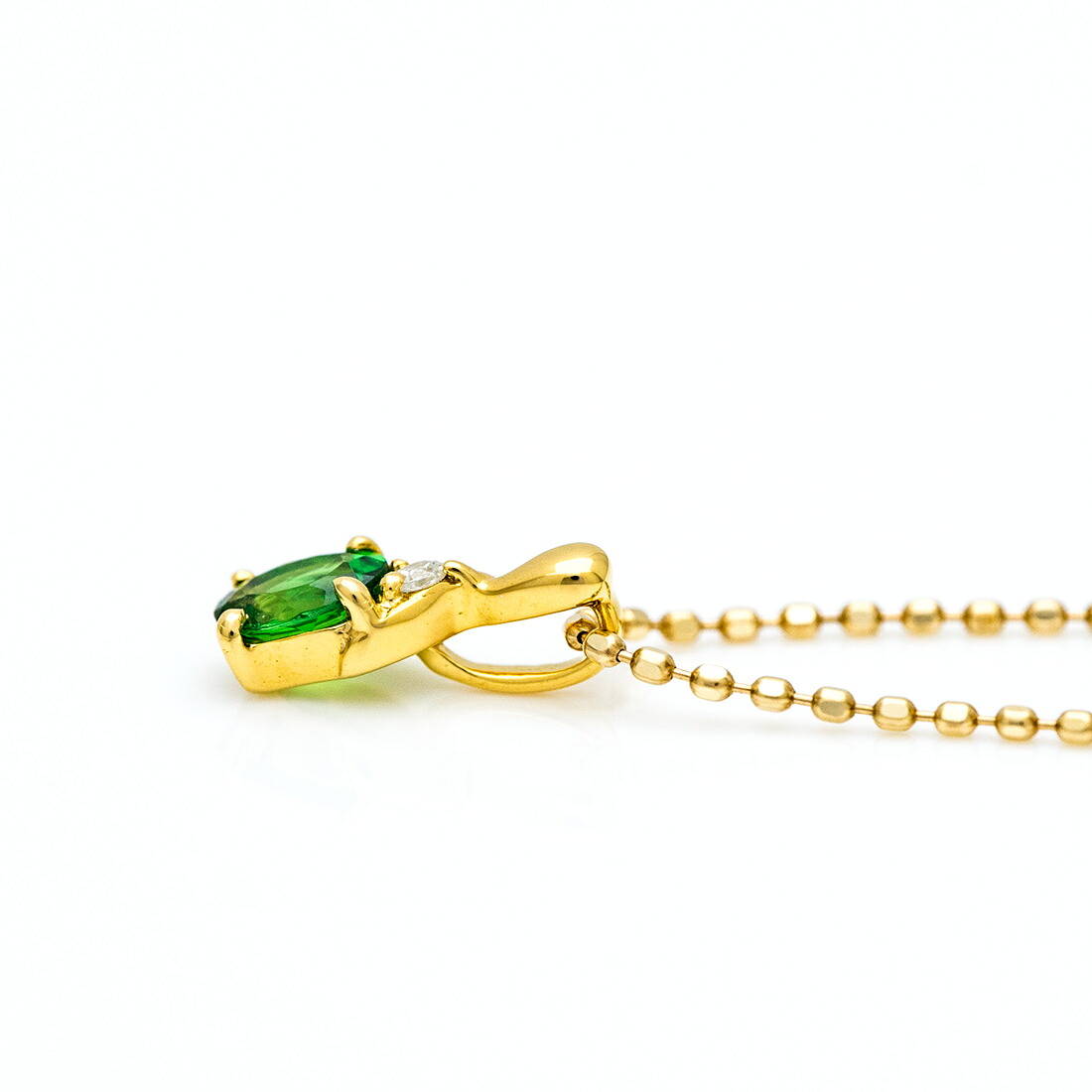 umu -アム- FINE JEWELRY STUIDIOグリーンガーネット ダイヤモンド ペンダントトップ 「calzare」pn1012_s.jpg