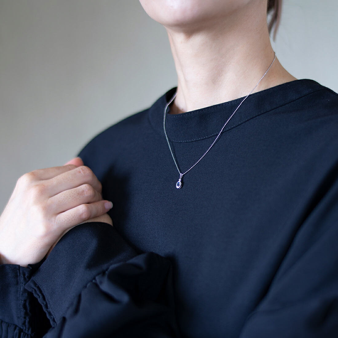 umu -アム- FINE JEWELRY STUIDIOブルームーンストーン ダイヤモンド ペンダントトップpn1017_i3.jpg