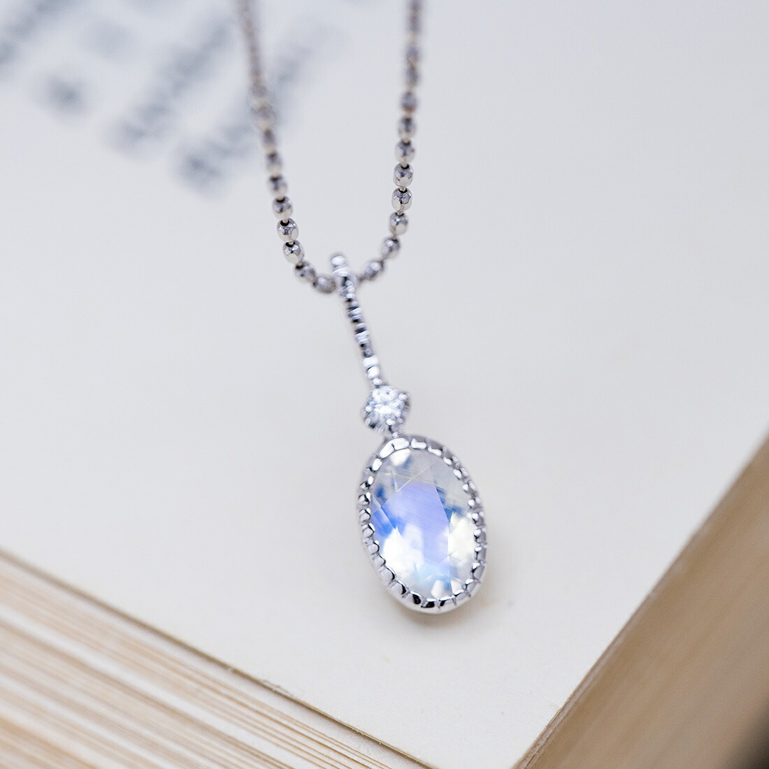 umu -アム- FINE JEWELRY STUIDIOブルームーンストーン ダイヤモンド ペンダントトップpn1017_kanban2.jpg